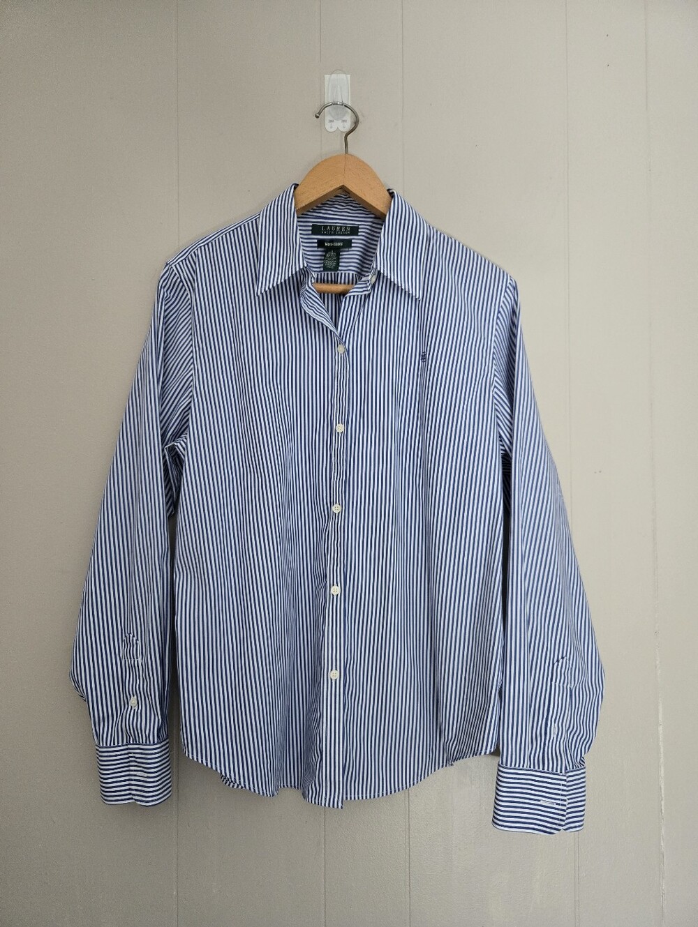 LAUREN Ralph Lauren Striped Button Up Shirt Blue White Preppy Classic LRL Logo L
